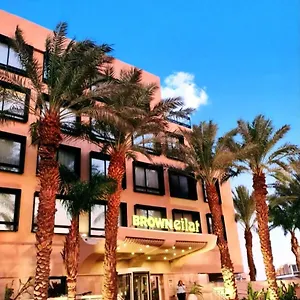 4* Hotel Brown